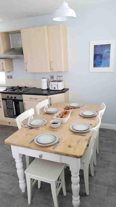 Swanage Bay Coastal Apartment ภายนอก รูปภาพ
