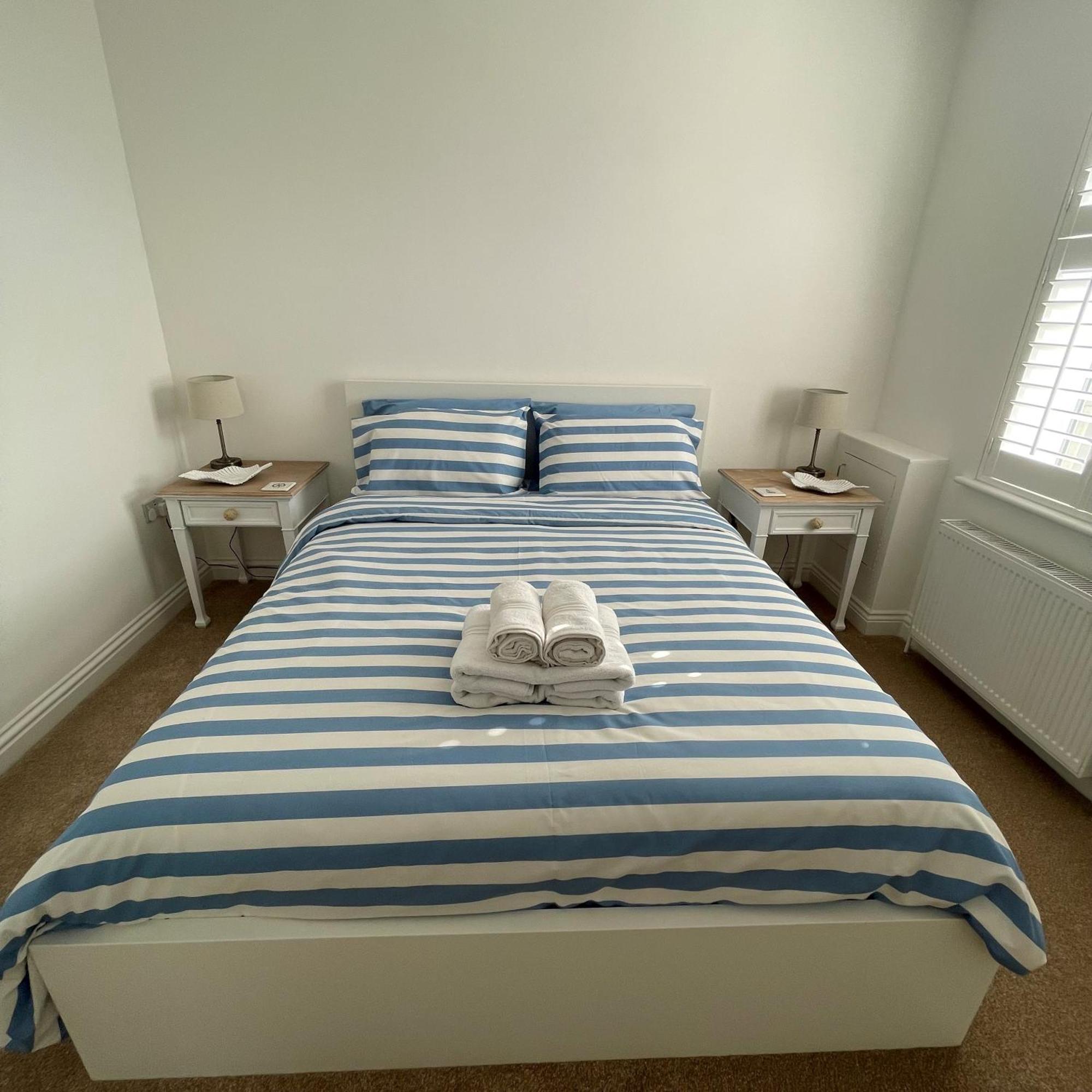 Swanage Bay Coastal Apartment ภายนอก รูปภาพ